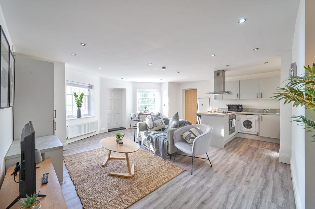 A Stylish Apartment With Parking In Preston Preston  Exteriör bild