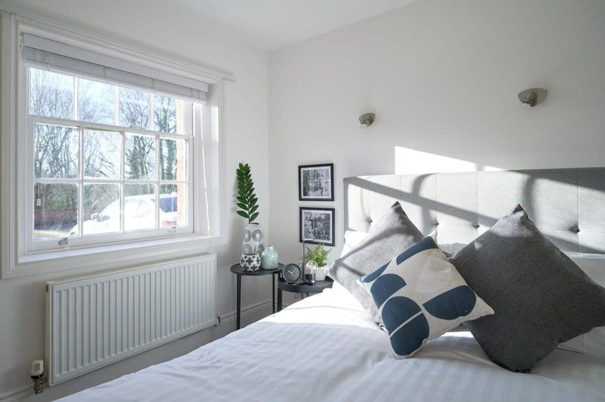 A Stylish Apartment With Parking In Preston Preston  Exteriör bild