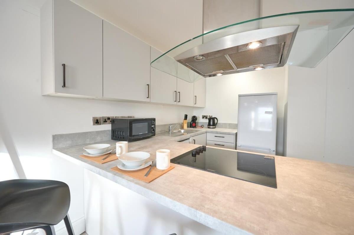 A Stylish Apartment With Parking In Preston Preston  Exteriör bild